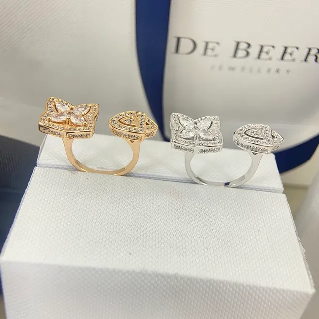 DE BEER Gold Silver Flower-Shaped Motif Pavé Diamond Halo Ring 9