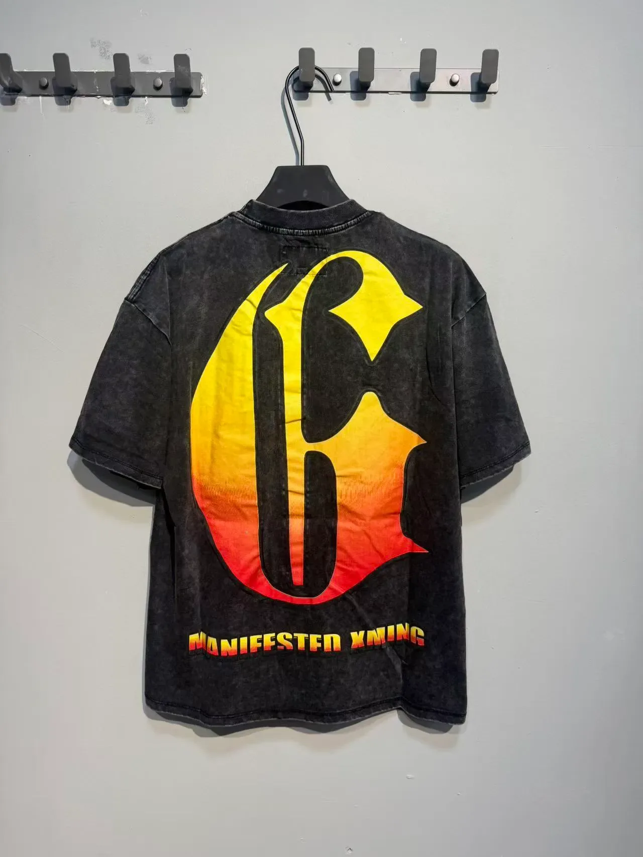 Distressed Acid-Wash Graphic Print Oversized T-Shirt 2
