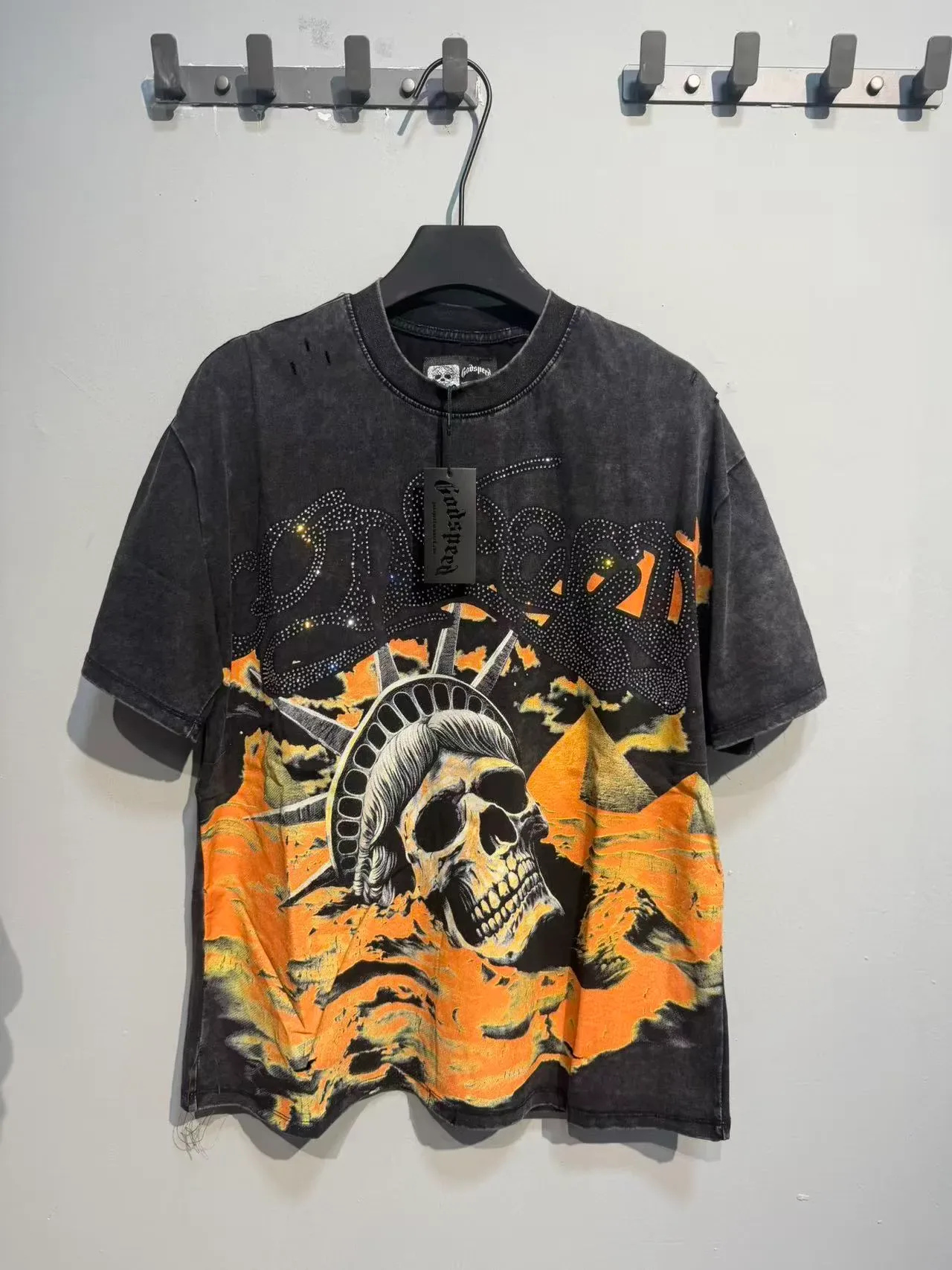 Distressed Acid-Wash Graphic Print Oversized T-Shirt 3