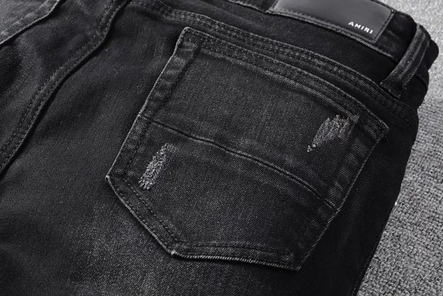 Distressed Black Paint-Splatter Bird Motif Slim-Fit Jeans 2