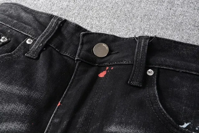 Distressed Black Paint-Splatter Bird Motif Slim-Fit Jeans 11