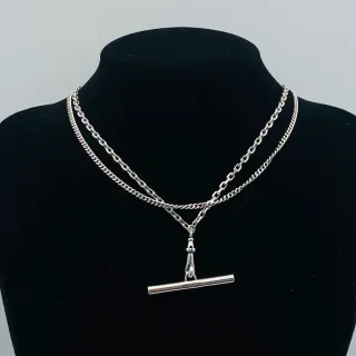 قلادة سلسلة مزدوجة تيون فضي T-Bar Fob