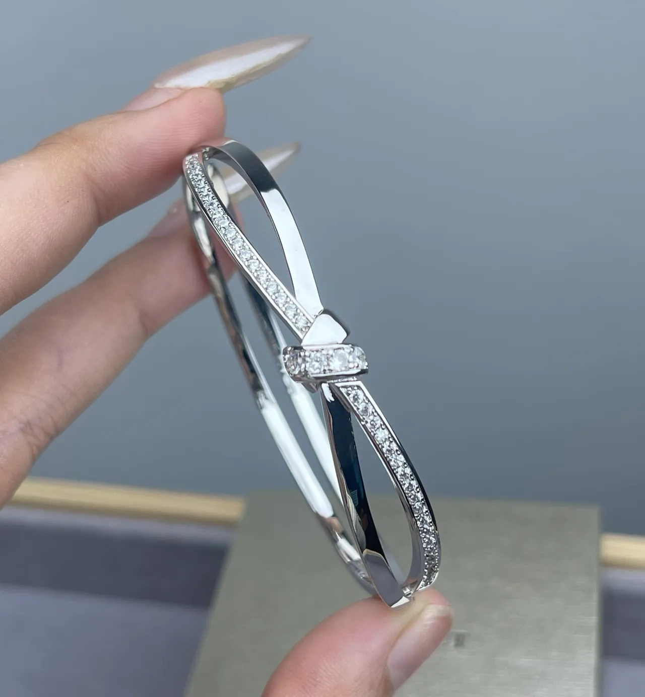 Dual-Tone Pavé Knot Motif Bangle Bracelets 2