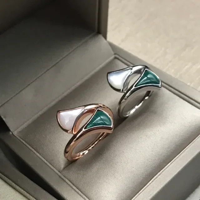 Fan-Shaped Double-Band Mother-of-Pearl and Malachite Inlay Rings 7