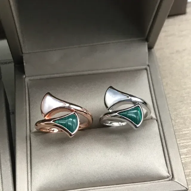 Fan-Shaped Double-Band Mother-of-Pearl and Malachite Inlay Rings 8