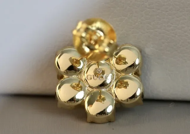 Flower-Shaped Crystal Gold-Tone Stud Earrings 2