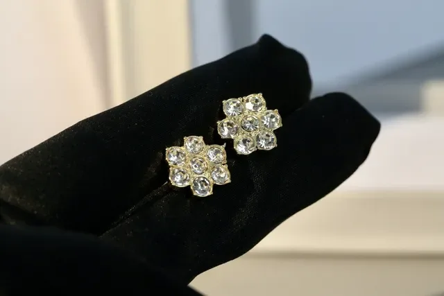 Flower-Shaped Crystal Gold-Tone Stud Earrings 5