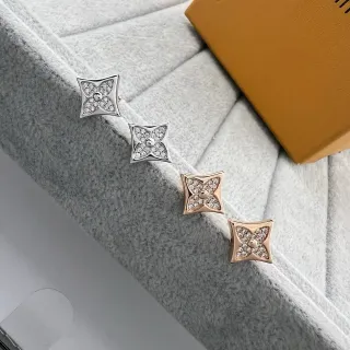 Flower-Shaped Pavé Crystal Stud Earrings