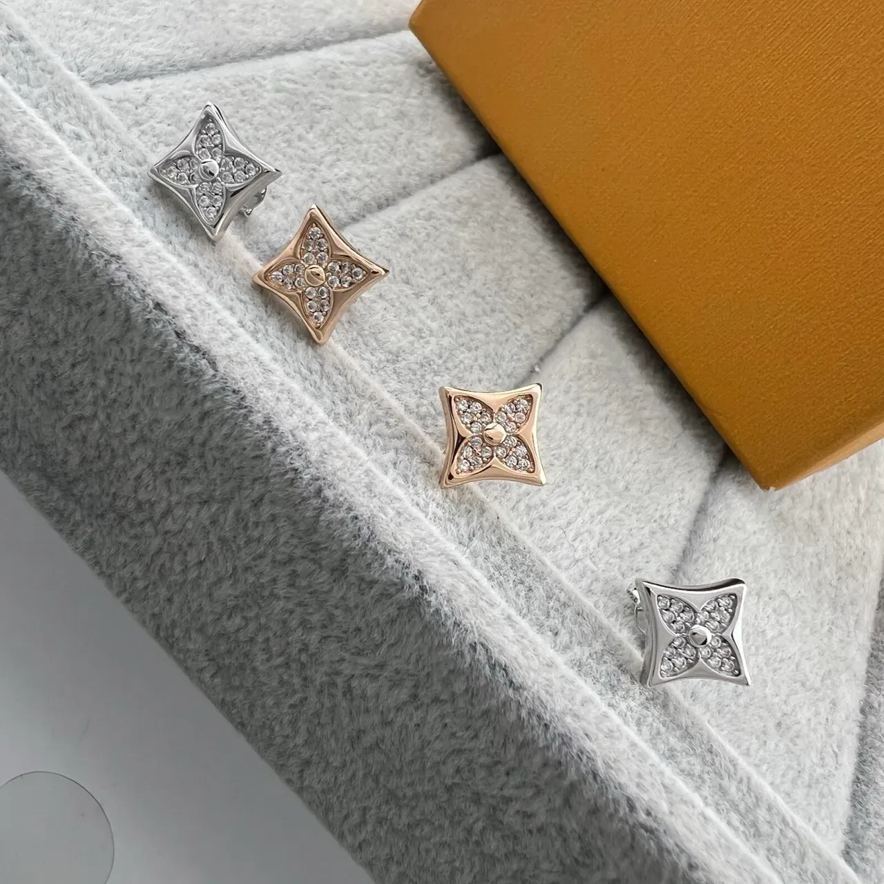 Flower-Shaped Pavé Crystal Stud Earrings 5