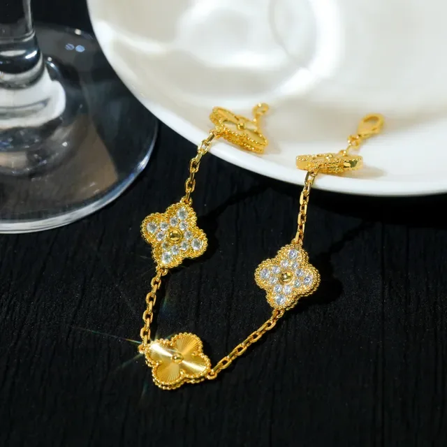 Gold Chain Four Clover Charms Bracelet 8