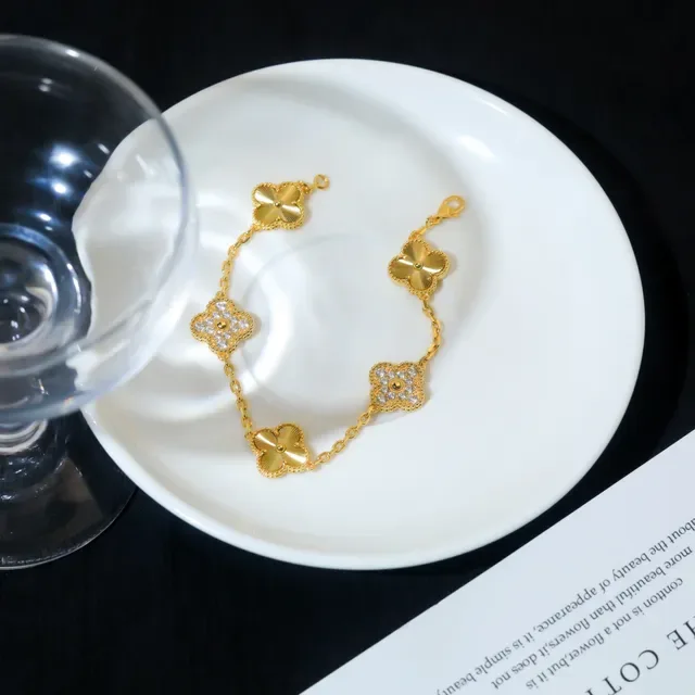 Gold Chain Four Clover Charms Bracelet 9