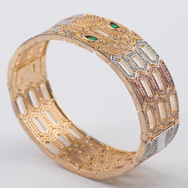 Gold Green Geometric Openwork Pavé-Set Bracelet 8