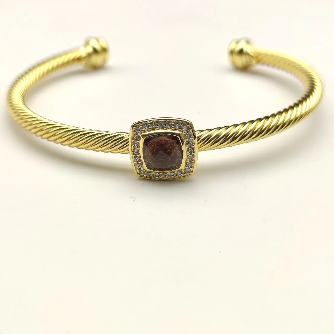 Gold Green Rope-Twist Band Square Cushion-Cut Gemstone Bracelet 9