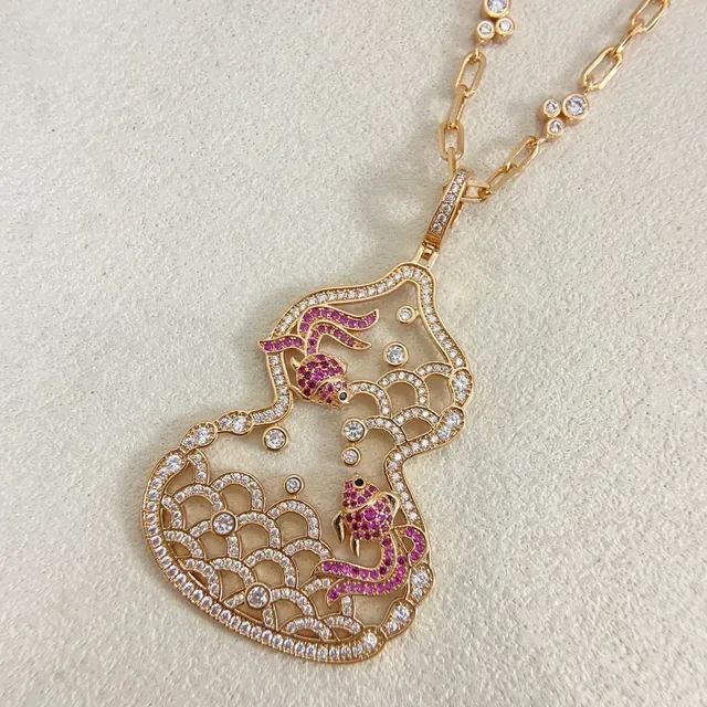 Gold Pink Chain Ornate Gourd-Shaped Pendant Necklace 5