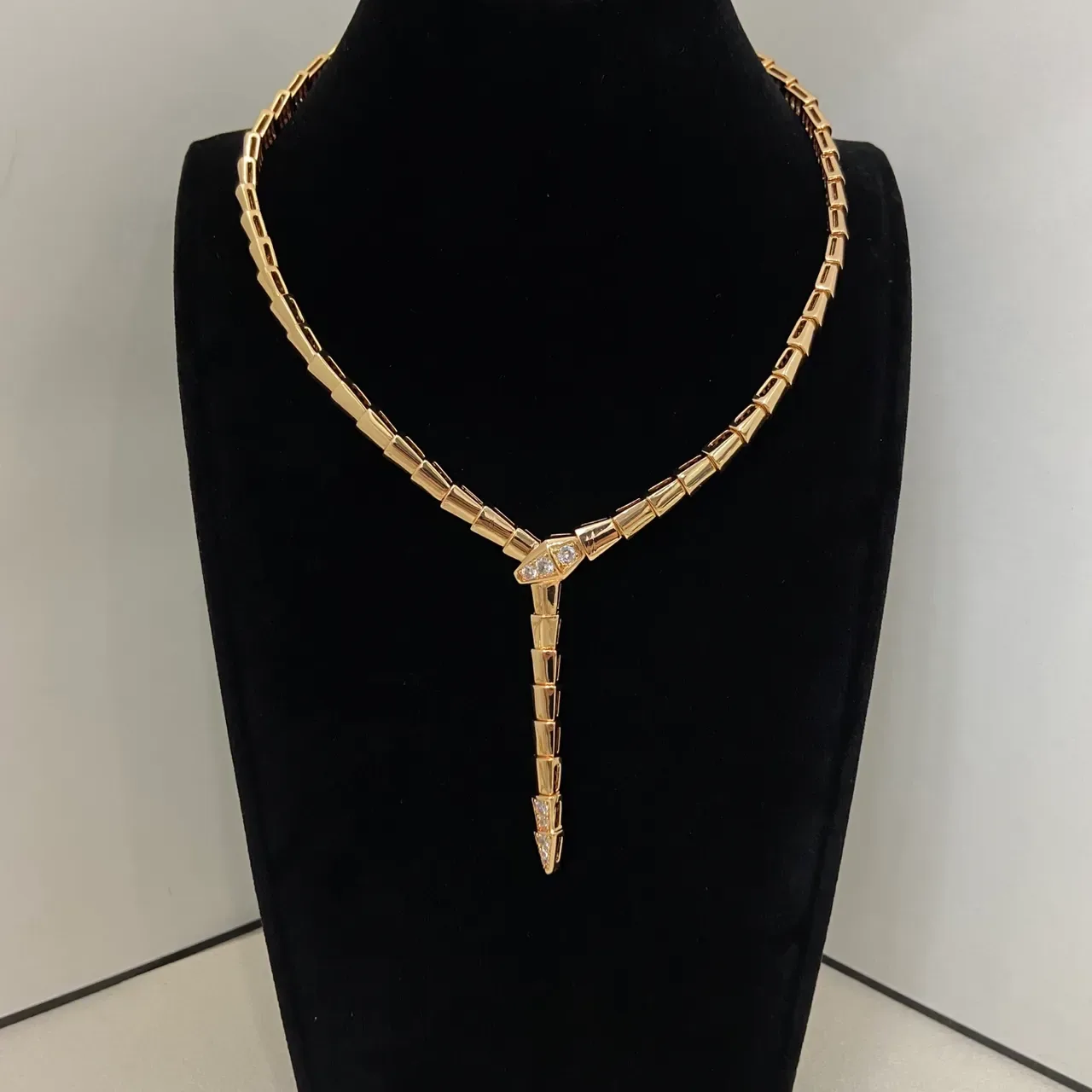 Gold Silver Articulated Segmented Chain Y-Shaped Pendant Necklace 5