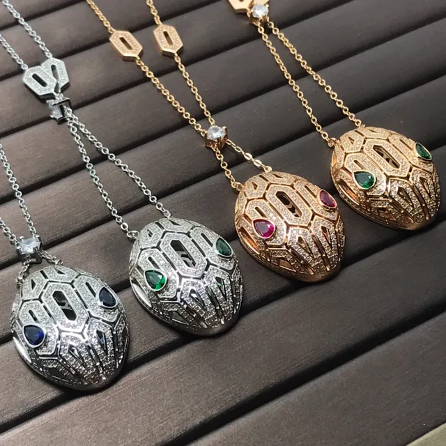 Gold Silver Geometric Openwork Pavé-Set Crystals Necklace 6