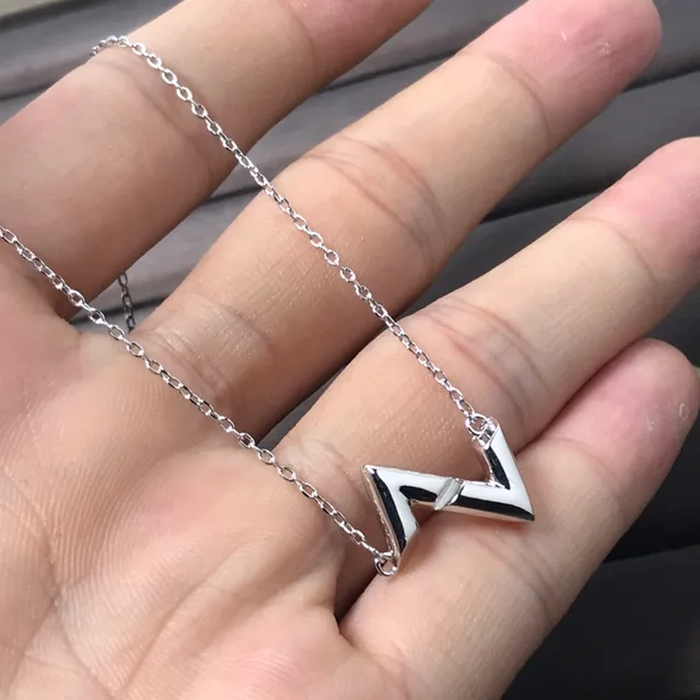Gold Silver Geometric V-Shaped Pendant Polished Metallic Finish Necklace 3