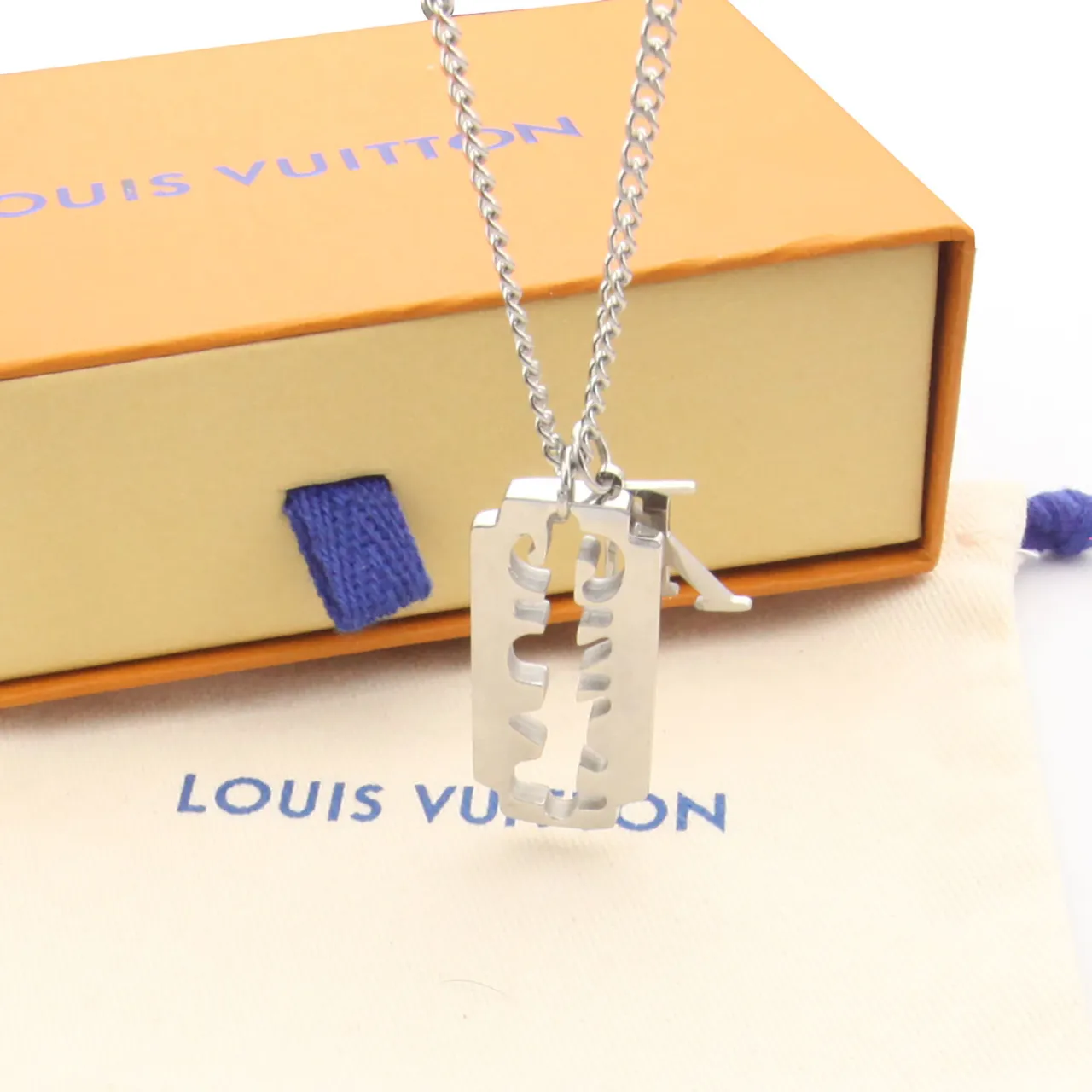 Gold Silver Razor-Blade-Shaped Pendant Cutout Monogram Motif Necklace 3