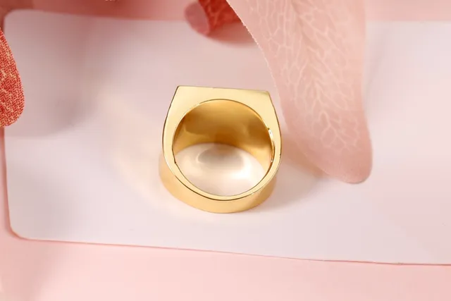 Gold Silver Square Face Pavé-Set Crystals Ring 4