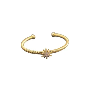 Pulseira de banda de corda trançada em ouro e prata com charm starburst pavé-set