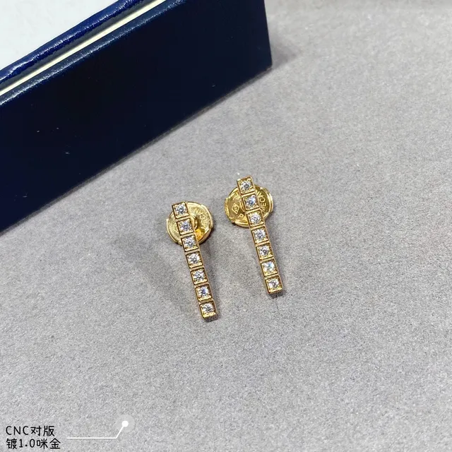 Gold Silver Vertical Bar Pavé-Set Square Stones Earrings 2