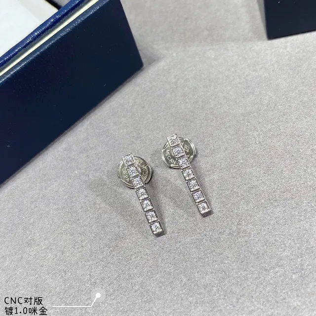 Gold Silver Vertical Bar Pavé-Set Square Stones Earrings 3