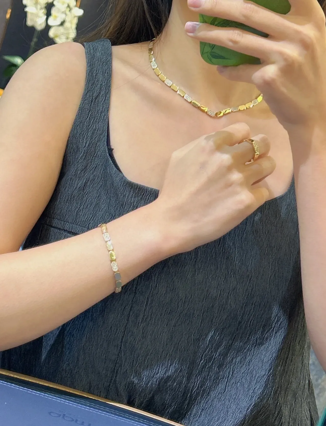 Gold-Tone Alternating Pavé and Smooth Link Necklace 3