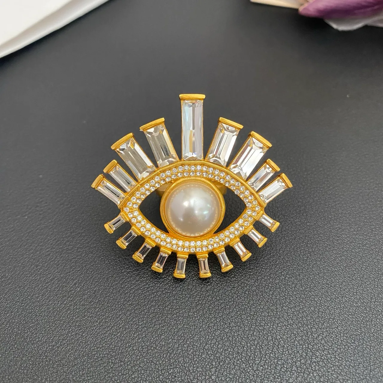 Gold-Tone Eye Motif Pearl and Crystal Brooch 5