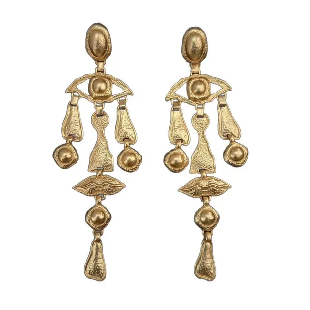Gold-Tone Figurative Eye and Lip Chandelier Earrings 2