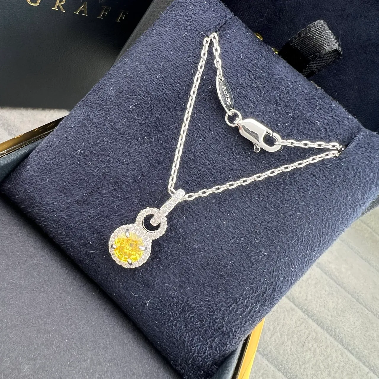 Graff Double-Hoop Yellow Gemstone Pendant Necklace 3