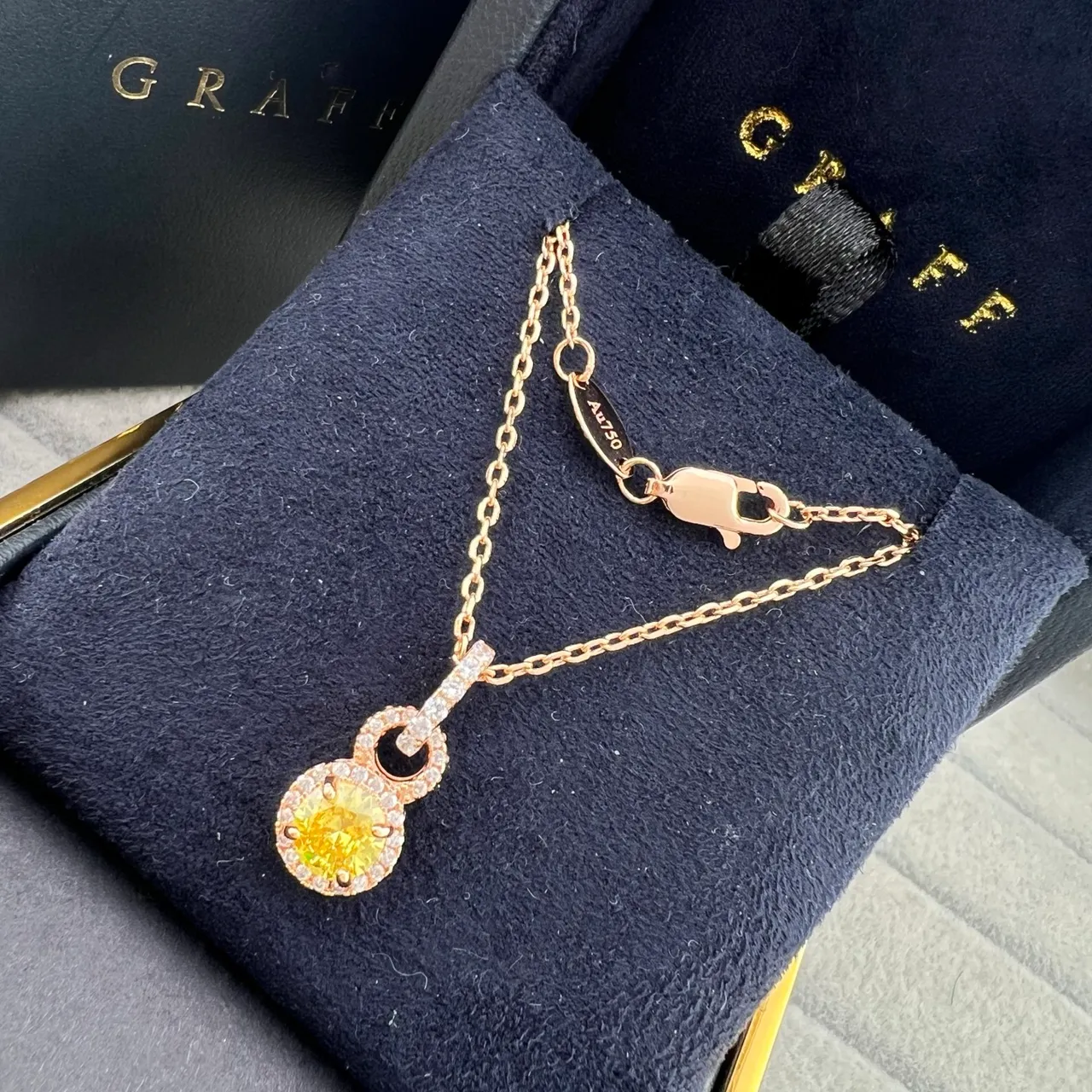 Graff Double-Hoop Yellow Gemstone Pendant Necklace 5