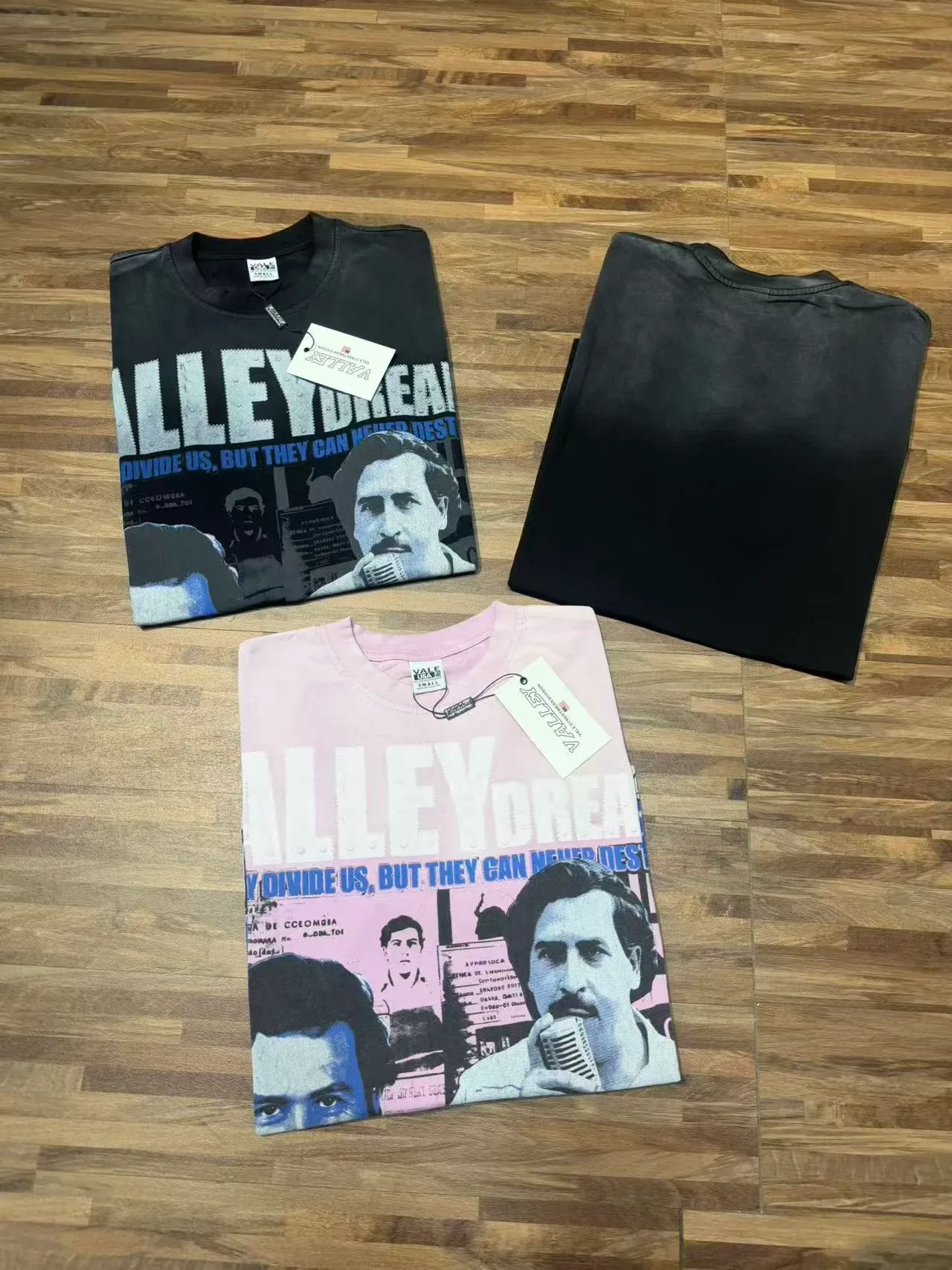 Graphic-Print Crew-Neck Short-Sleeve Oversized T-Shirt 10