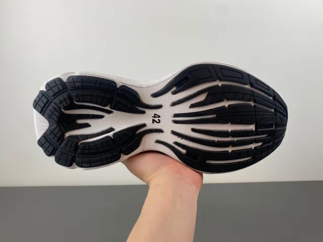 Gray and Yellow Chunky Midsole Lifestyle Sneaker 9