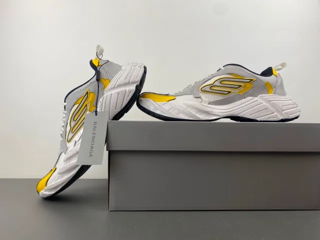 Gray and Yellow Chunky Midsole Lifestyle Sneaker 14