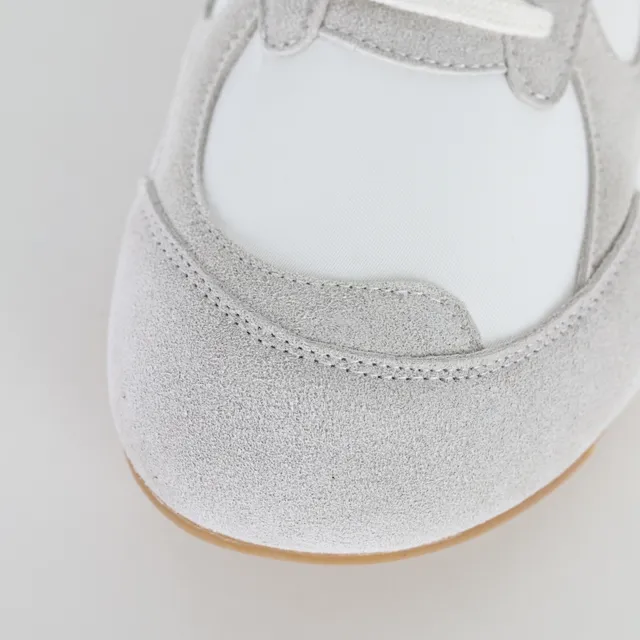 Gray Black Layered Suede And Mesh Upper Gum Rubber Sole Sneakers 5