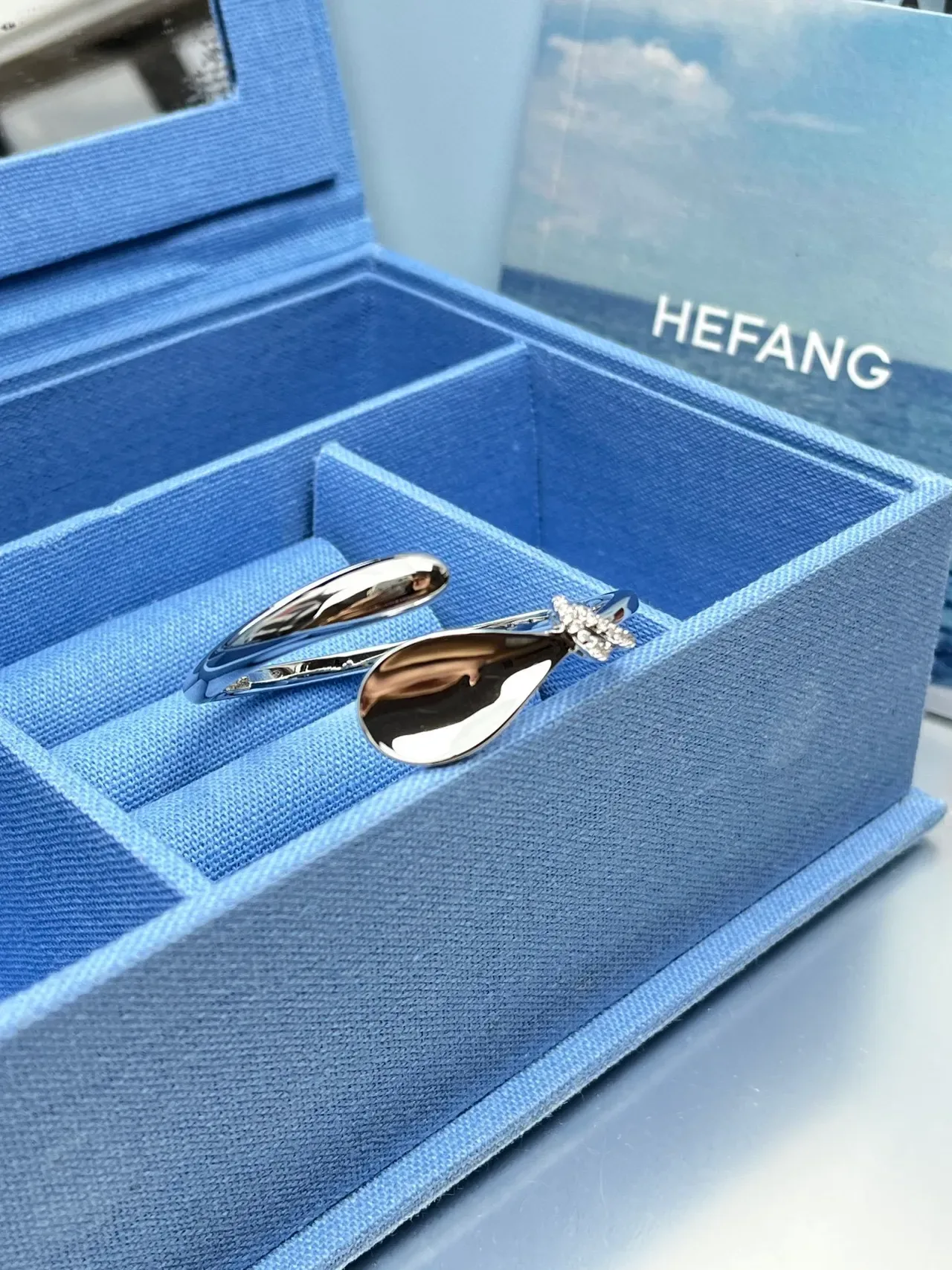 HEFANG Fork Motif Gold-Tone Enamel Crystal Open Bangle Bracelet 6