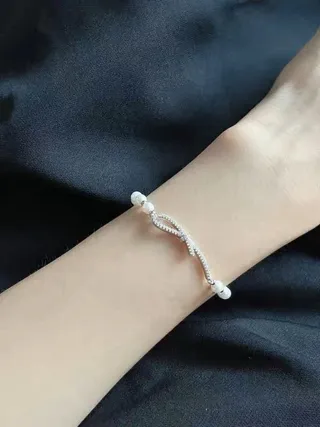 HEFANG Pearl and Crystal Bow Bracelet 4