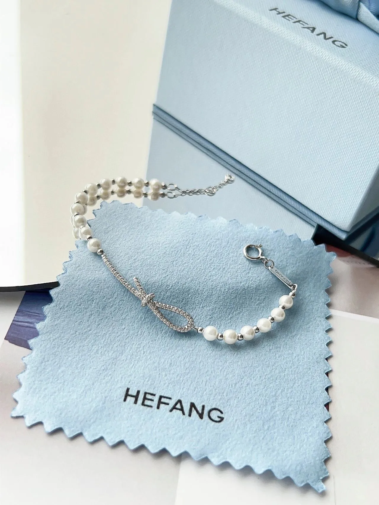 HEFANG Pearl and Crystal Bow Bracelet 6