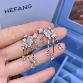 HEFANG Star and Crystal Dangling Earrings
