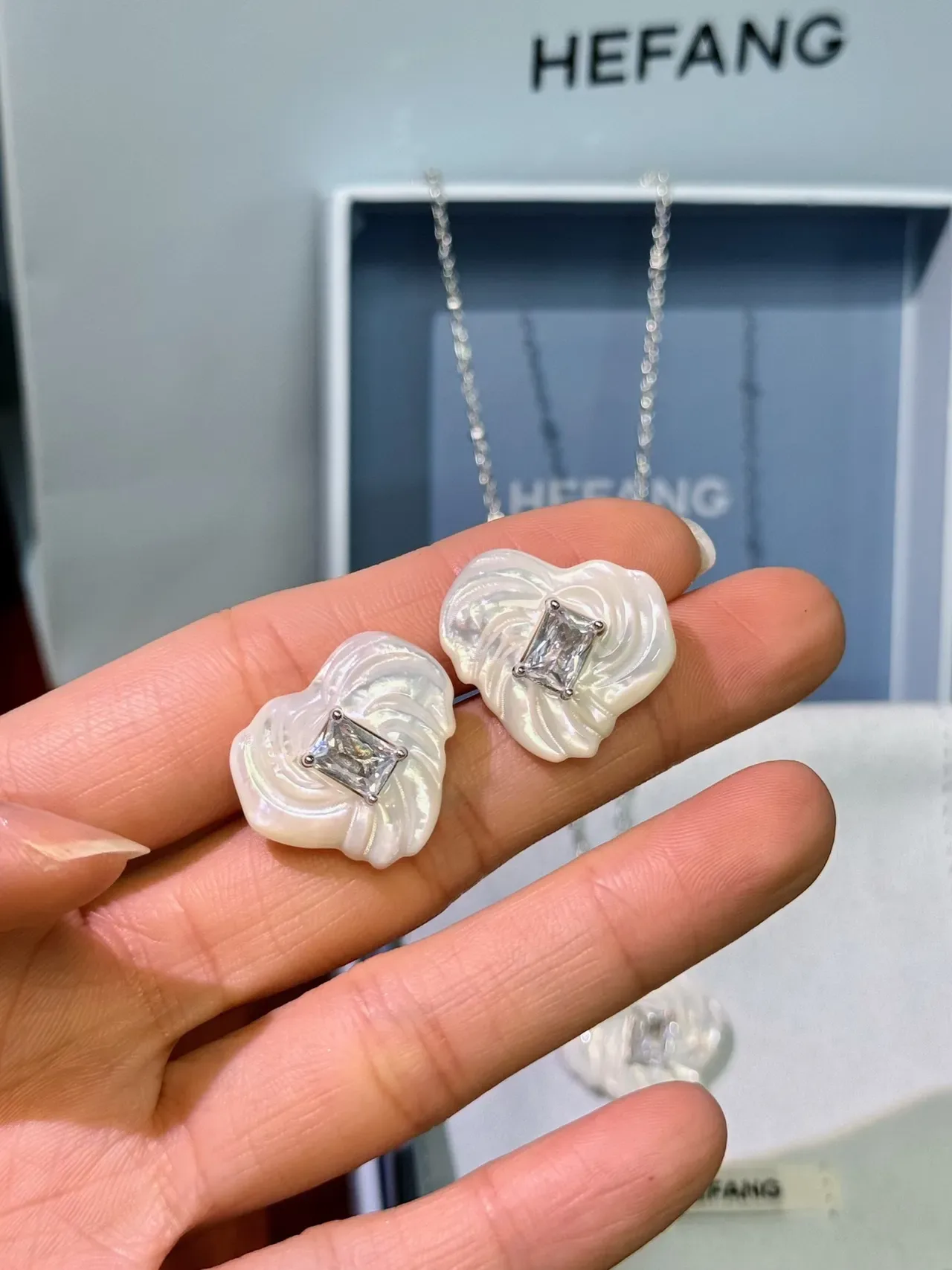 HEFANG White Silver Shell-Inspired Swirl Princess-Cut Stone Earrings 5