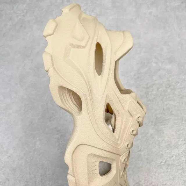Monolithic Sculpted Cutout Sole Sneaker 5