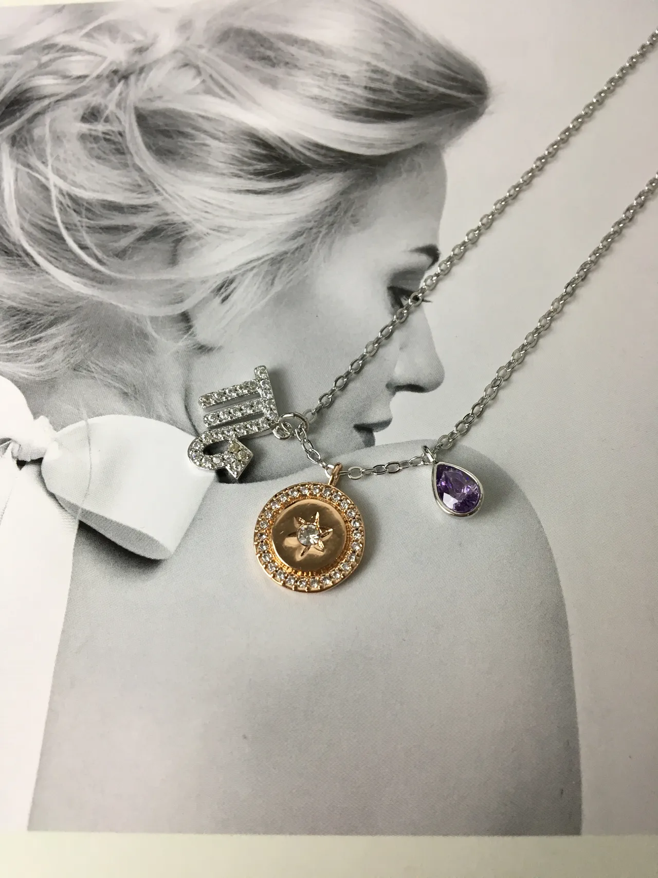 Collar Multi-Charm Pavé Estrella del Zodíaco y Gema de Piedra Púrpura 3