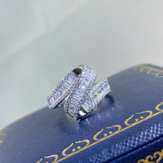 Multi-Row Baguette-Cut Pave Twisted Band Ring 4