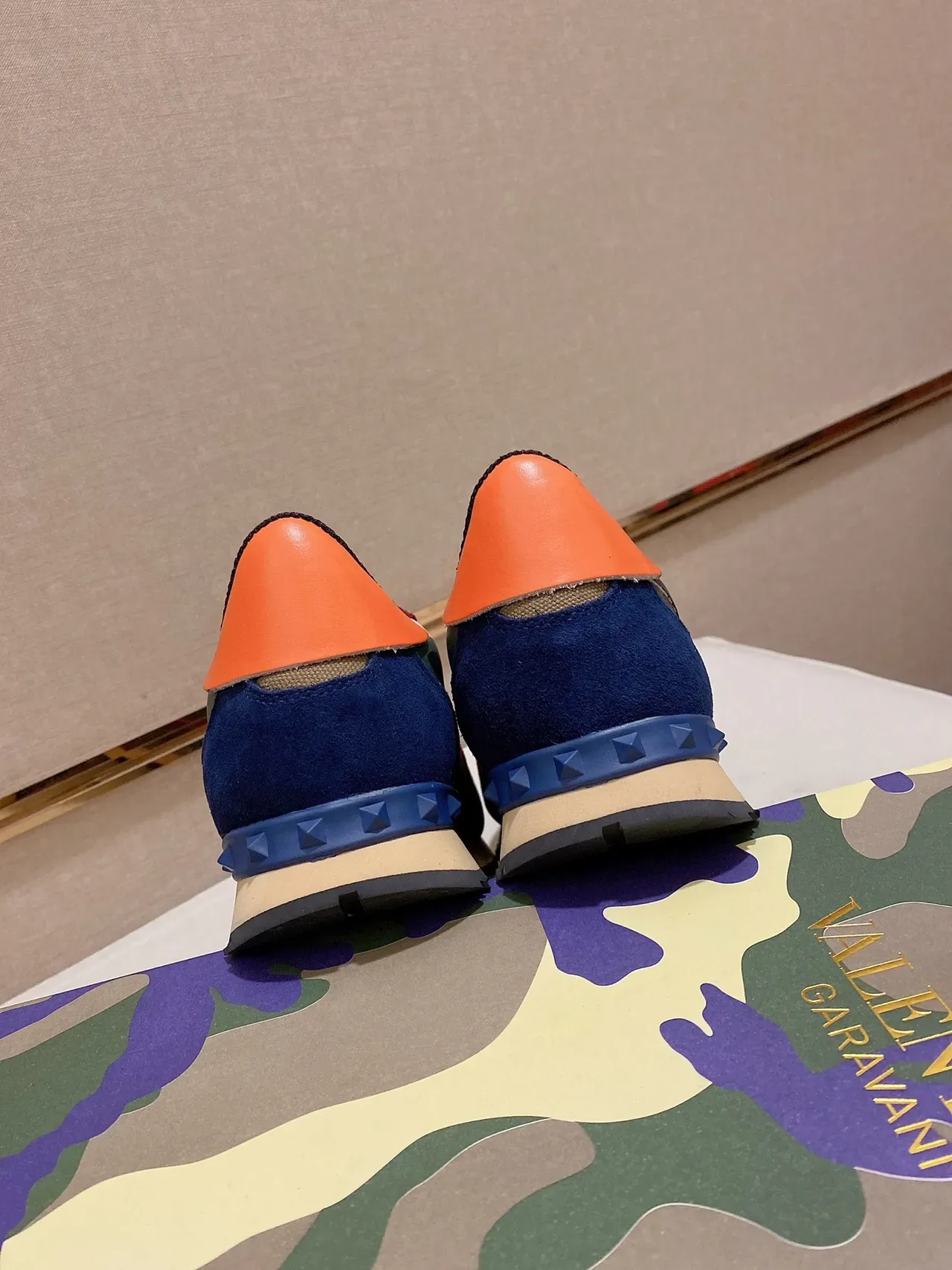 Multicolor Camouflage Paneling Suede And Synthetic Overlays Sneakers 3