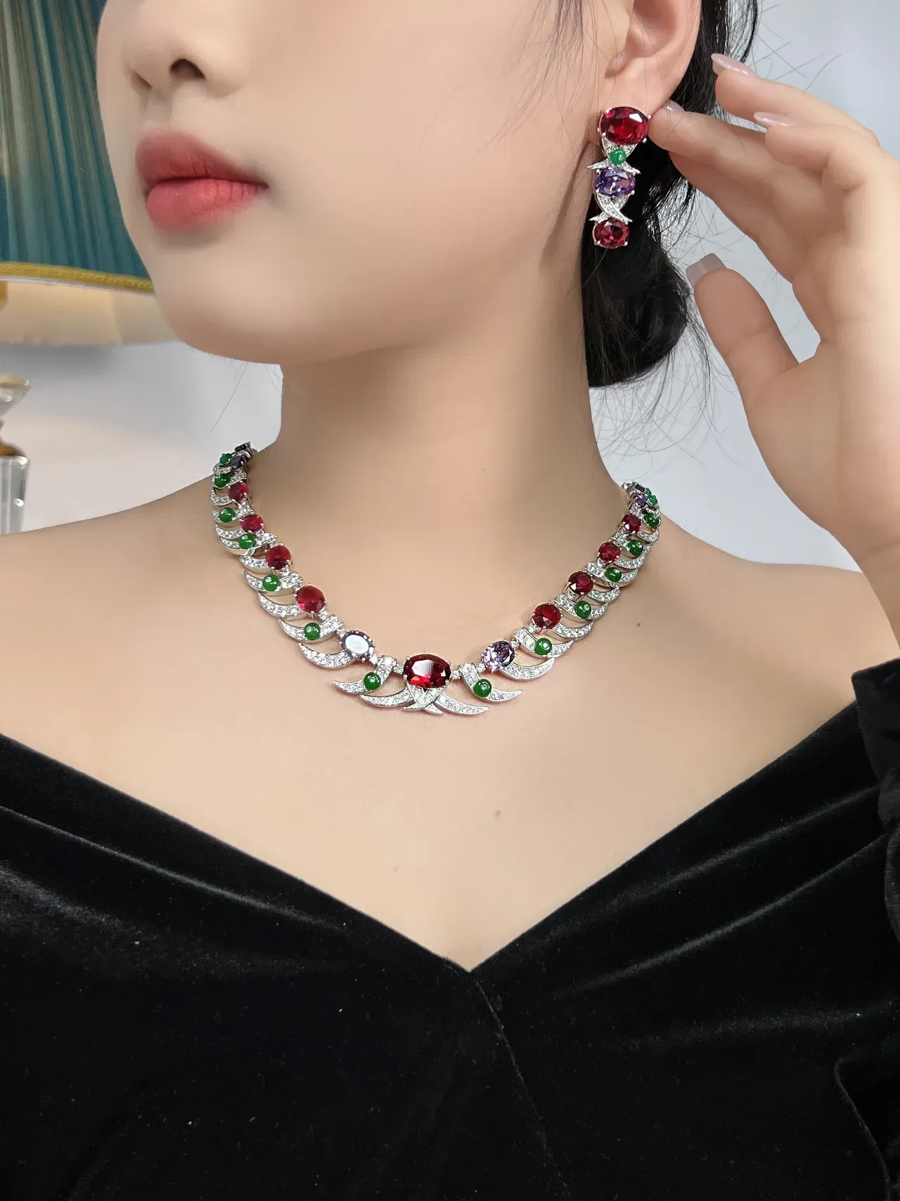 Multicolor Gemstone Crescent Motif Collar Necklace 6