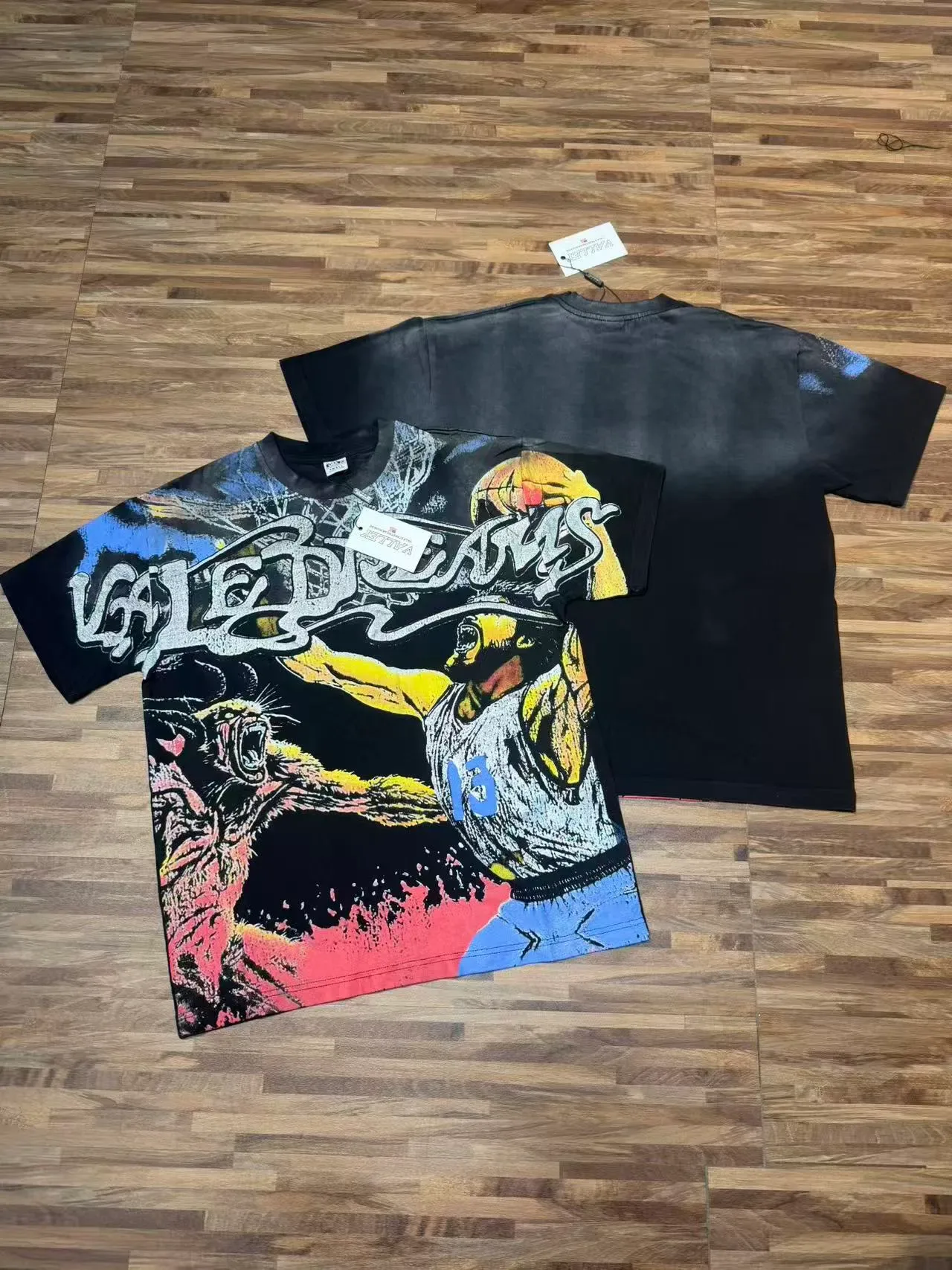 Multicolor Graphic Print Oversized T-Shirt 1