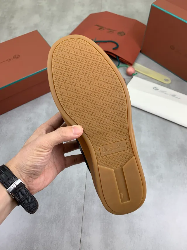 Navy Beige Suede Upper Gum Cupsole Sneakers 3