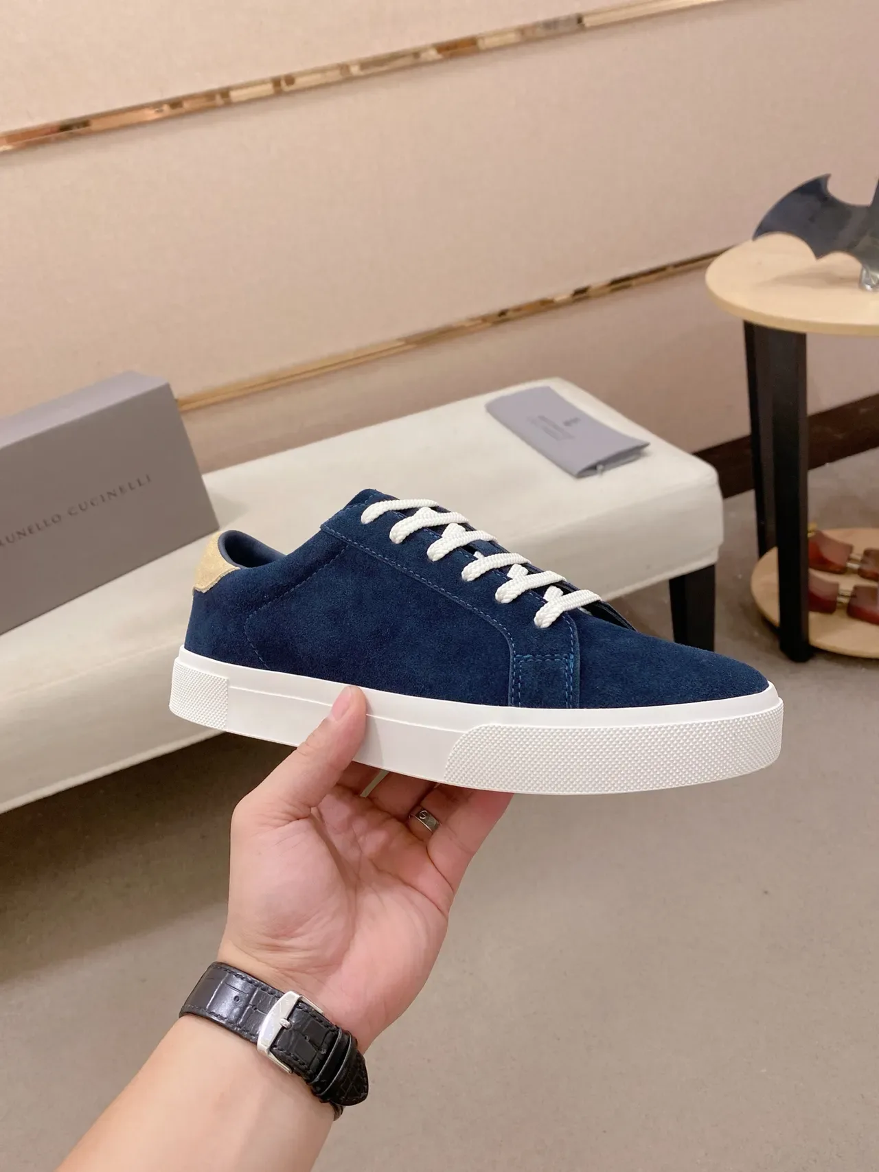 Navy Beige Suede Upper White Flat Laces Sneakers 5