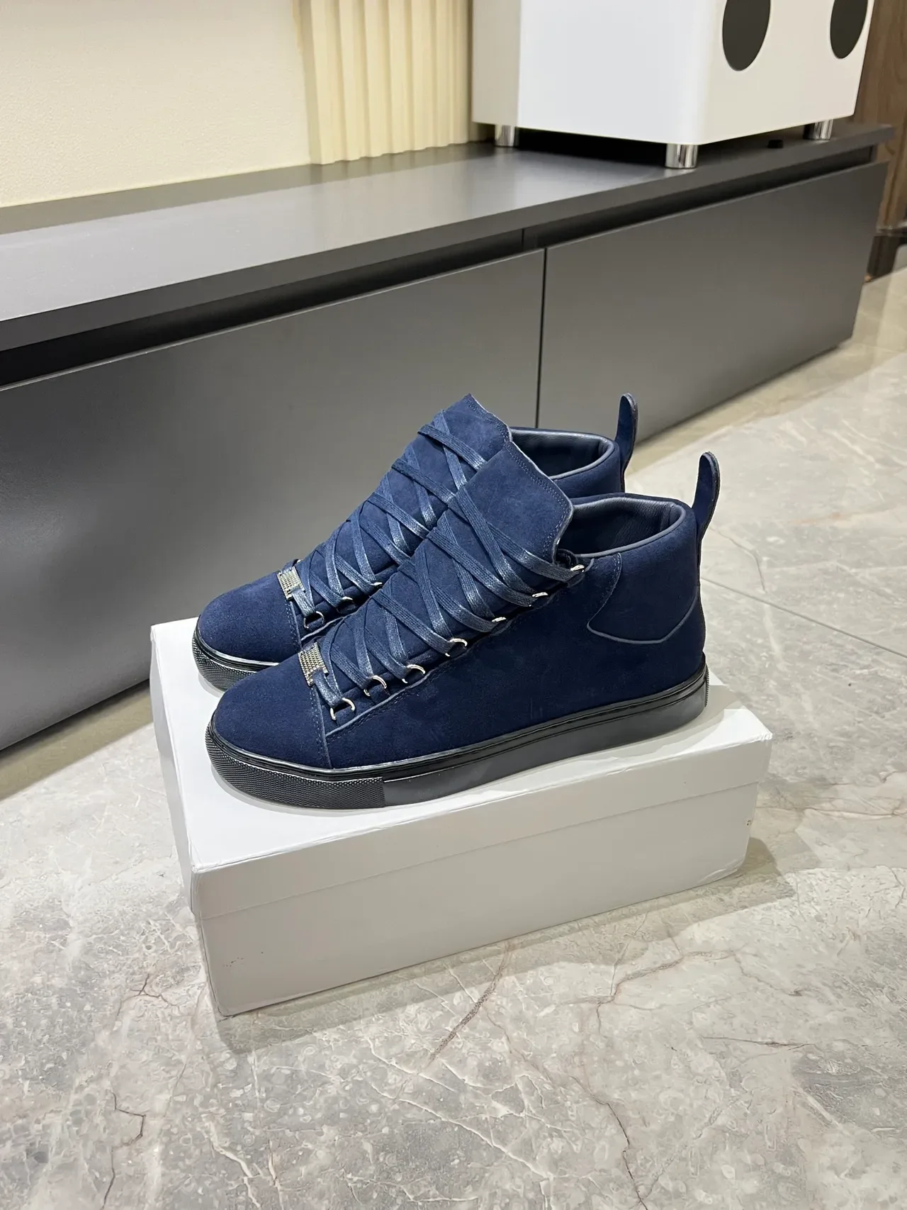 Navy Black Suede Upper High-Top Silhouette Sneakers 5