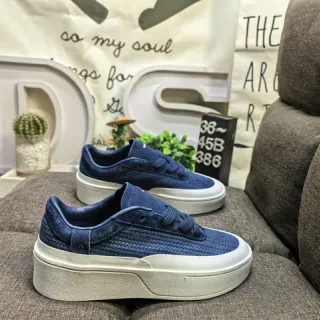 Tênis lifestyle de plataforma em tecido azul marinho, low-top